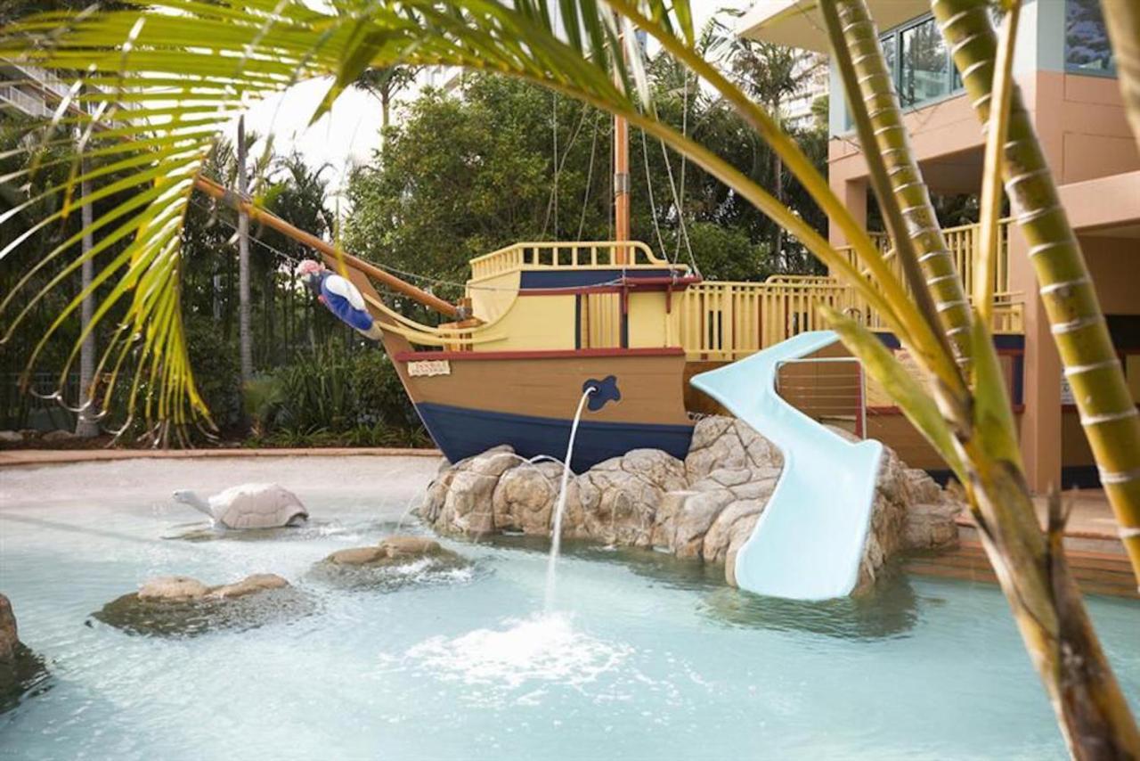 Holiday Holiday Crown Towers Gold Coast Exterior foto
