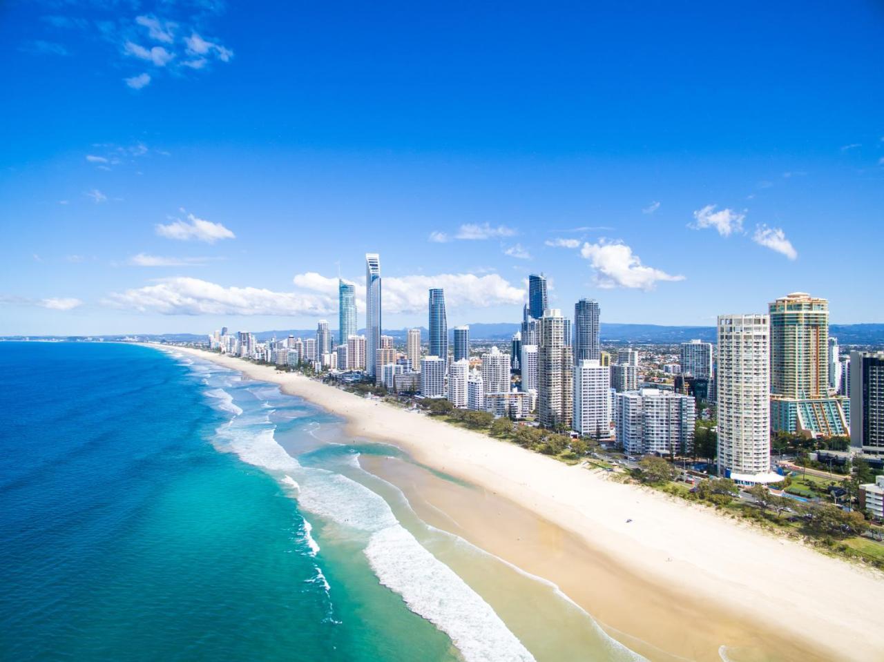 Holiday Holiday Crown Towers Gold Coast Exterior foto